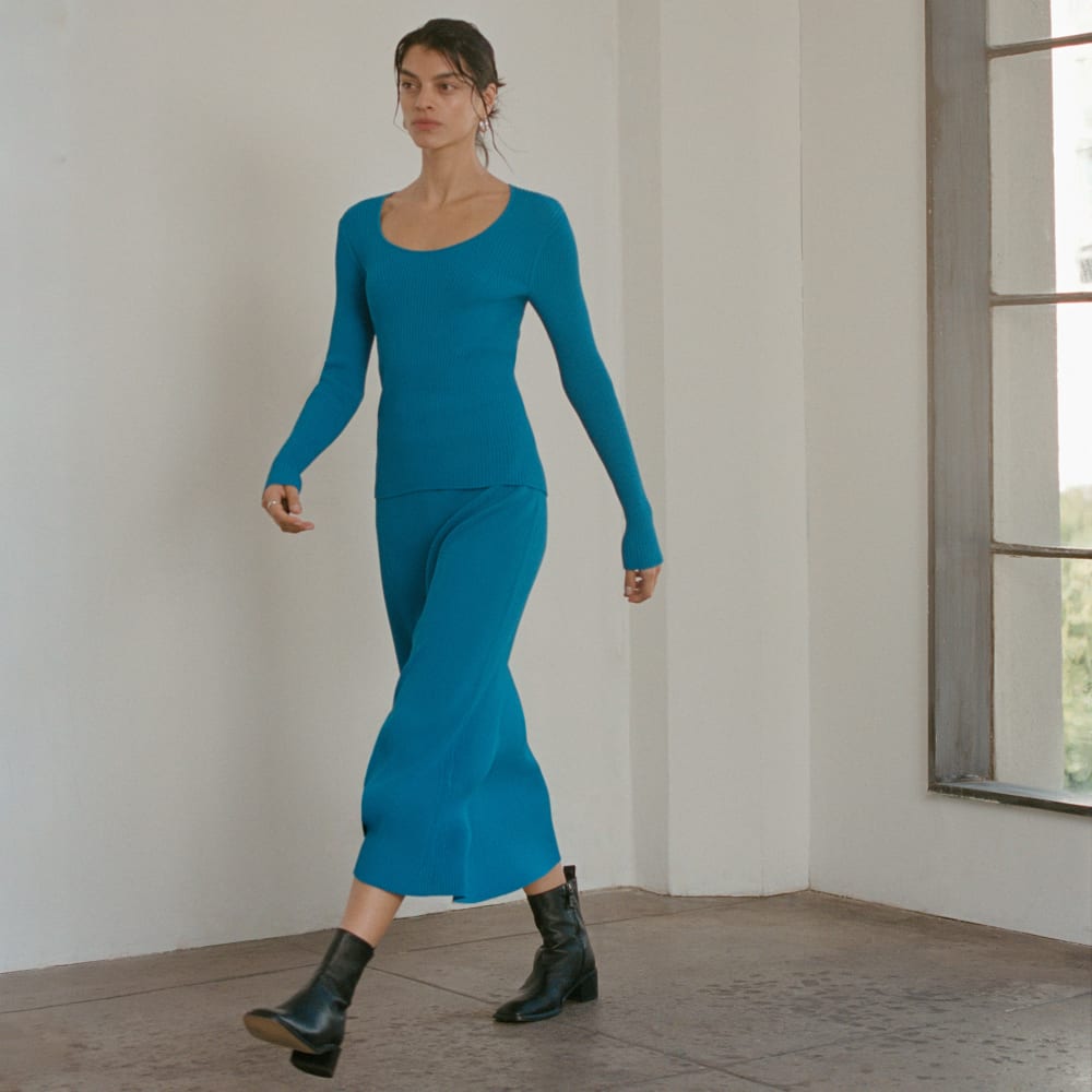 The Ribbed Knit Skirt | Brilliant Blue
