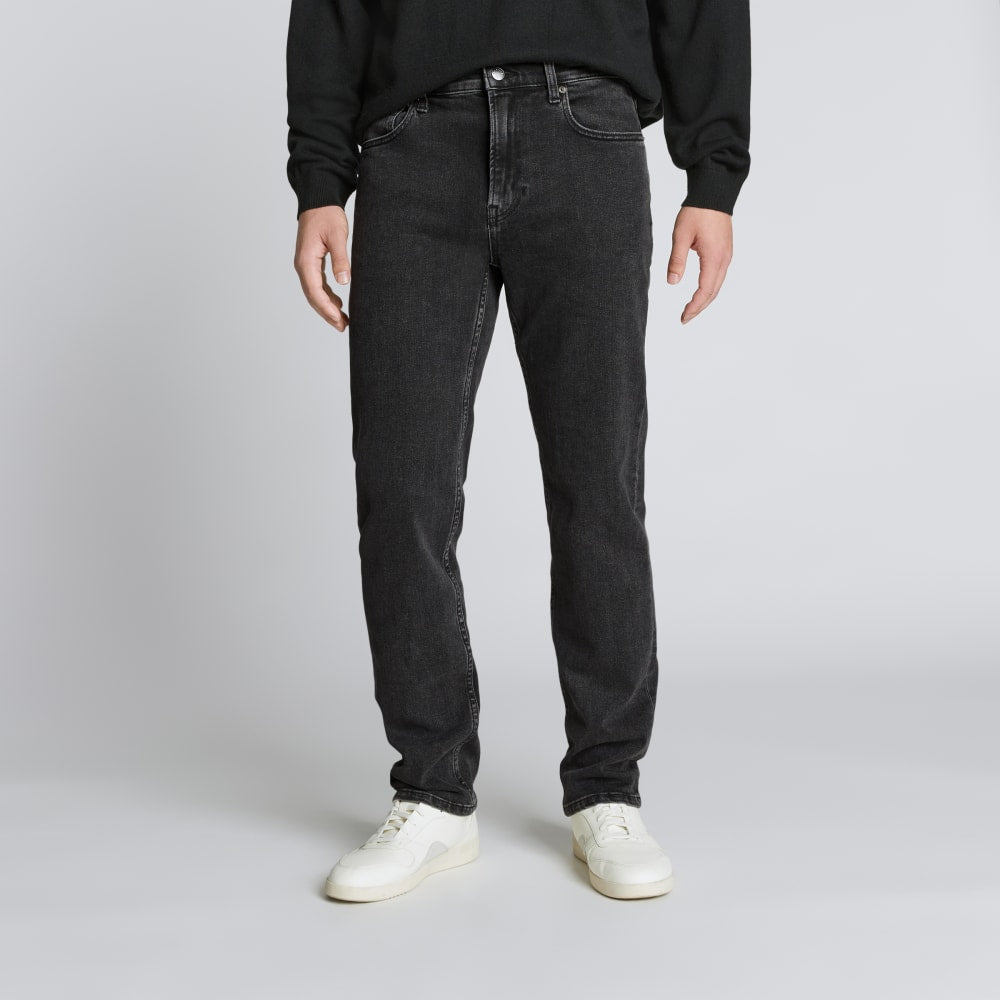 The Classic Straight Jean | Vintage Black