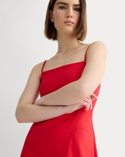 The Seamed Dress in Stretch Linen | Classic Red