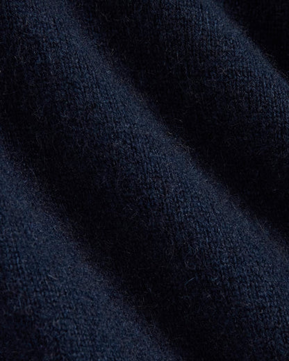 The Classic V in Cashmere | Navy
