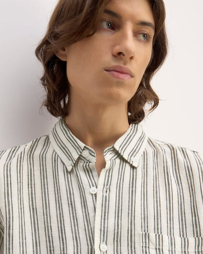 The Classic Short-Sleeve Shirt in Linen | Bone / Black