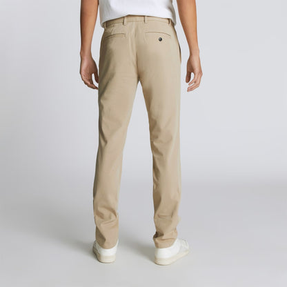 The Straight Fit Performance Chino | Uniform | Trench Coat Khaki | Straight