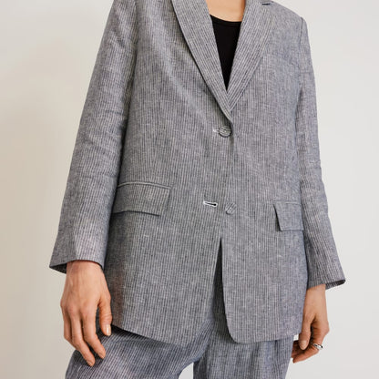 The Oversized Blazer in Linen | Canvas Tan / Navy