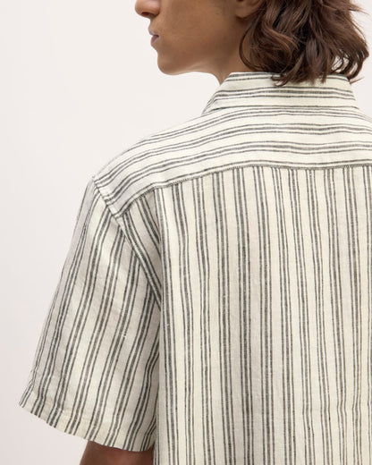 The Classic Short-Sleeve Shirt in Linen | Bone / Black