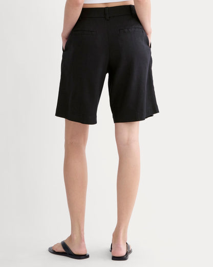 The Pleated Short in Stretch Linen | Black