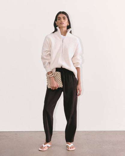 The Tapered Pant in Butterlite | Black