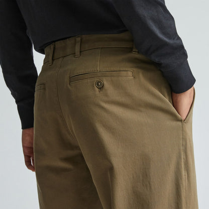 The Straight Fit Performance Chino | Uniform | Beech | Straight