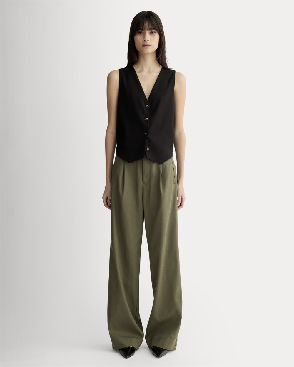 The Vest in Stretch Linen | Black