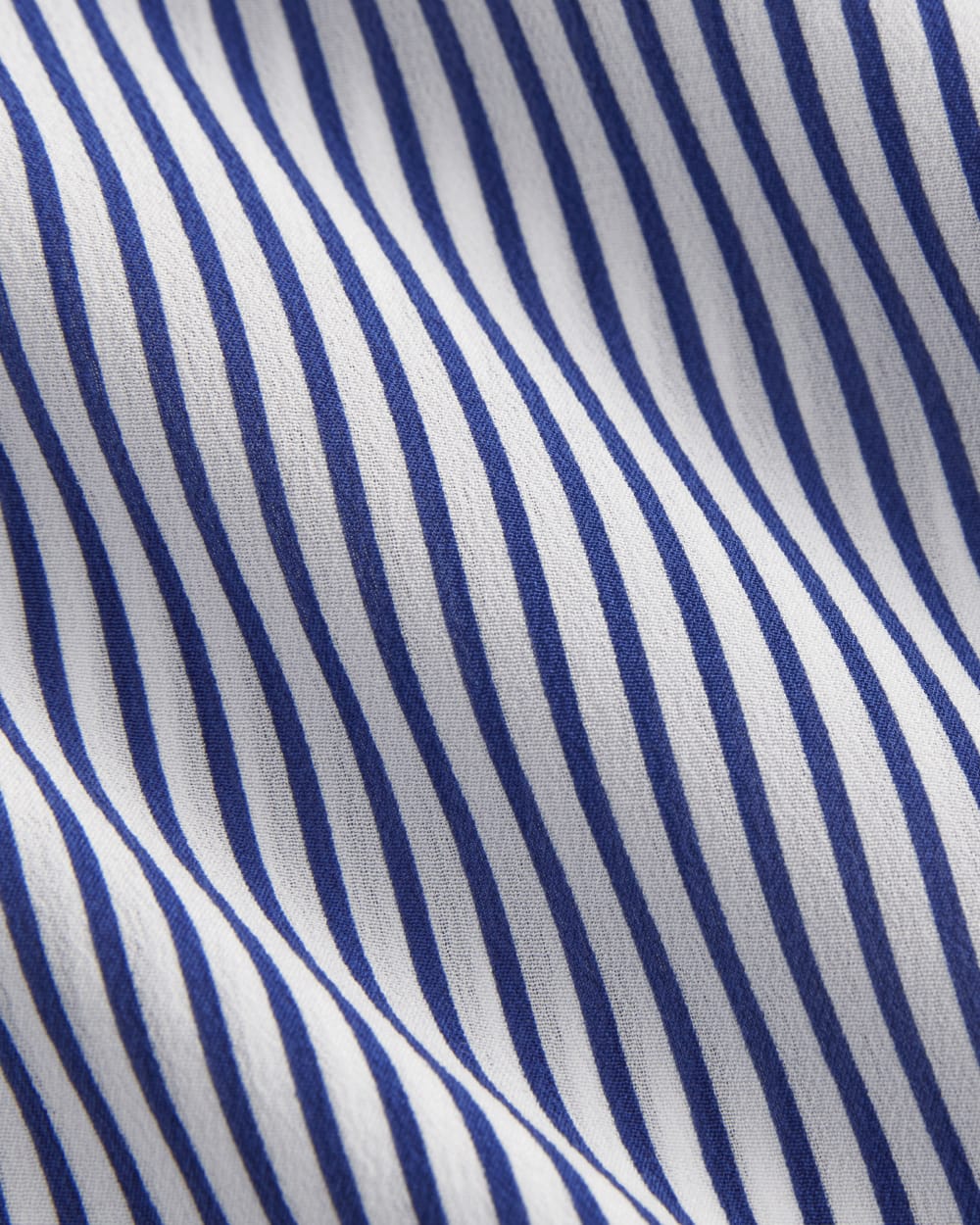 The Boxy Shirt in Washable Silk | Blue / White