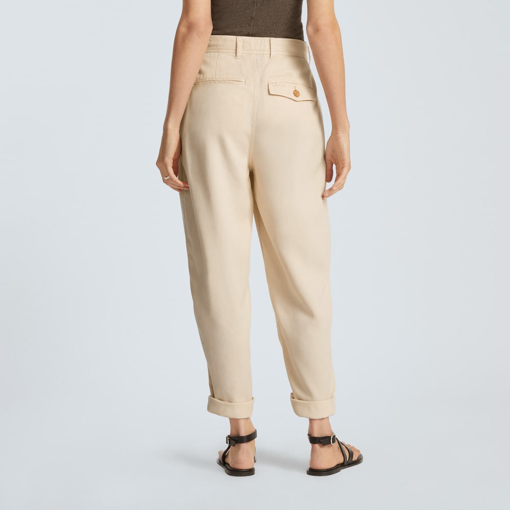 The Chino in Buttersoft | Parchment