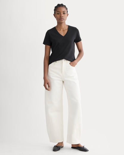The Slim V-Neck Tee in Essential Cotton | Black