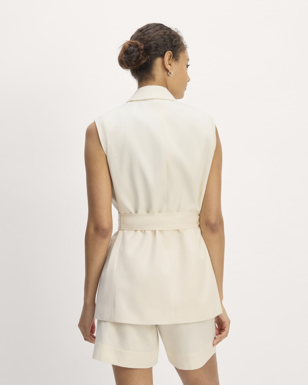 The Sleeveless Blazer in Buttersmooth | Canvas