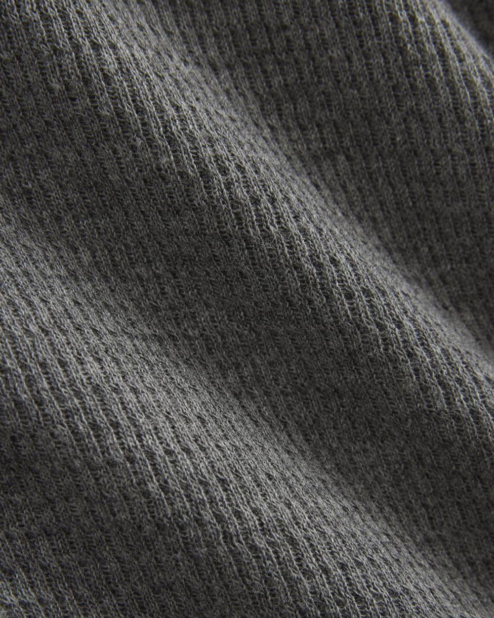 Thermal Henley in Cozy Waffle | Heathered Charcoal