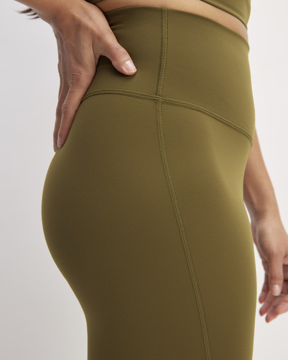 The Perform Flare Legging | Beech