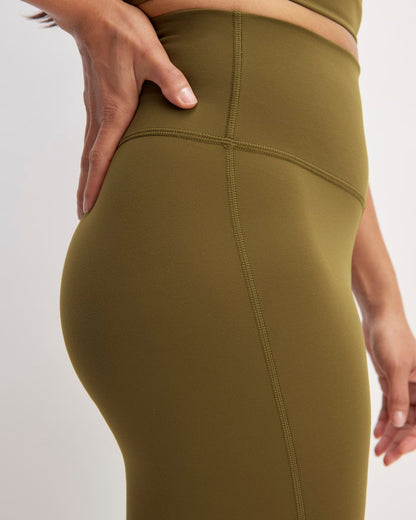 The Perform Flare Legging | Beech