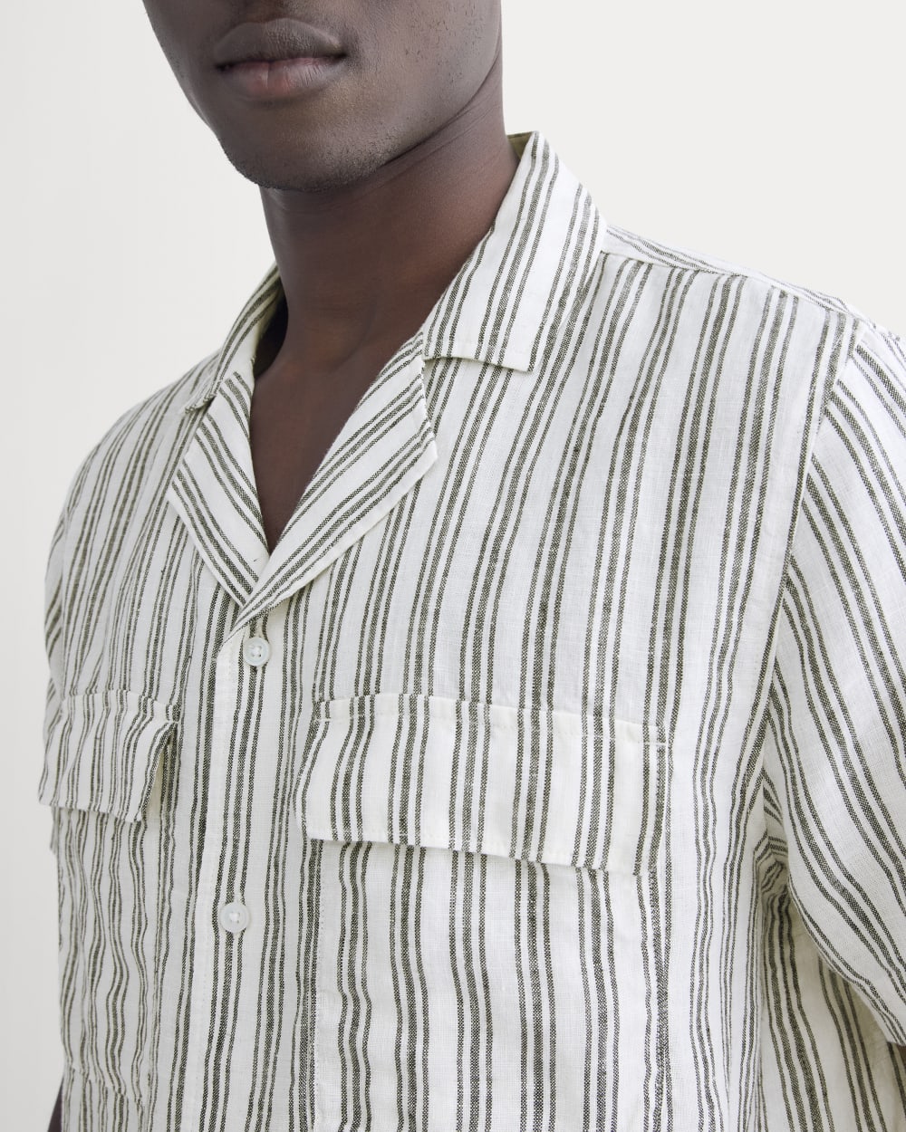 The Resort Shirt in Linen | Bone / Black