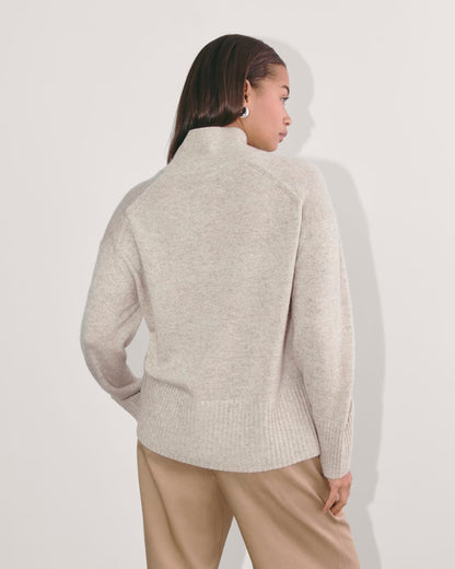 The Boxy Turtleneck in Cashmere | Canvas