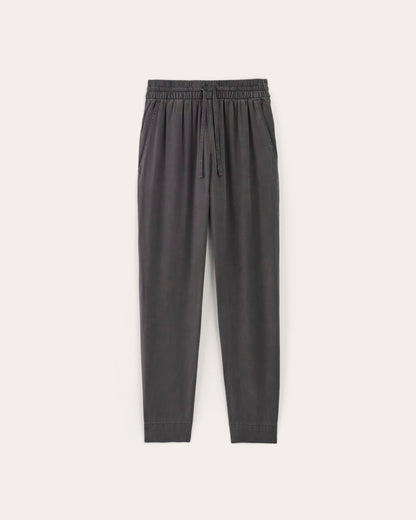 The Tapered Pant in Butterlite | Graphite